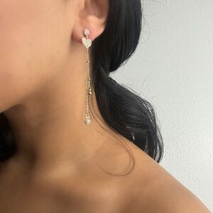 Gold Heart dangle drop earrings